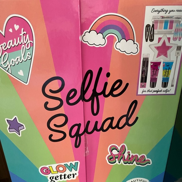 Selfie Squad Beauty Set - Picture 1 of 2